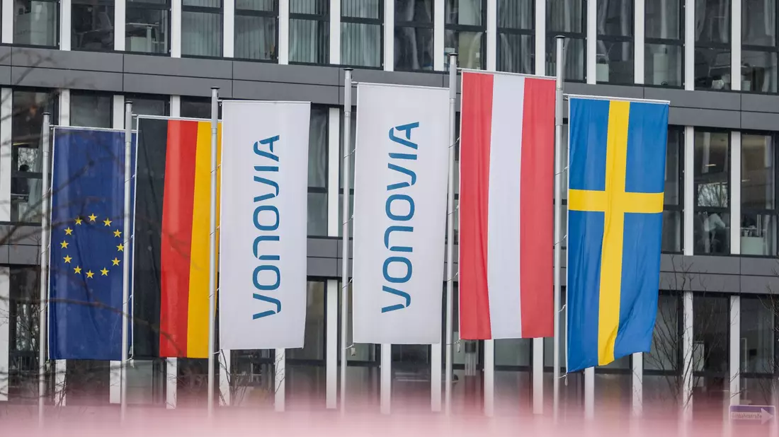 Der Immobilienriese Vonovia will sein Neubauprogramm wiederaufnehmen.  - Bild: Bernd Thissen/dpa