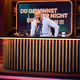 Raab lud die Entertainer-Legende Gottschalk in seine Streaming-Show «Du gewinnst hier nicht die Million bei Stefan Raab» ein. - Foto: Julia Feldhagen/Raab Entertainment/RTL/dpa