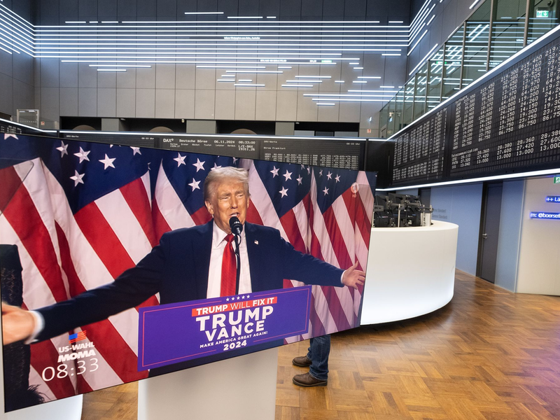 Donald Trump gewinnt die US-Präsidentschaftswahl - berichtet die Nachrichtenagentur AP unter Berufung auf Erhebungen und Prognosen. - Foto: Boris Roessler/dpa