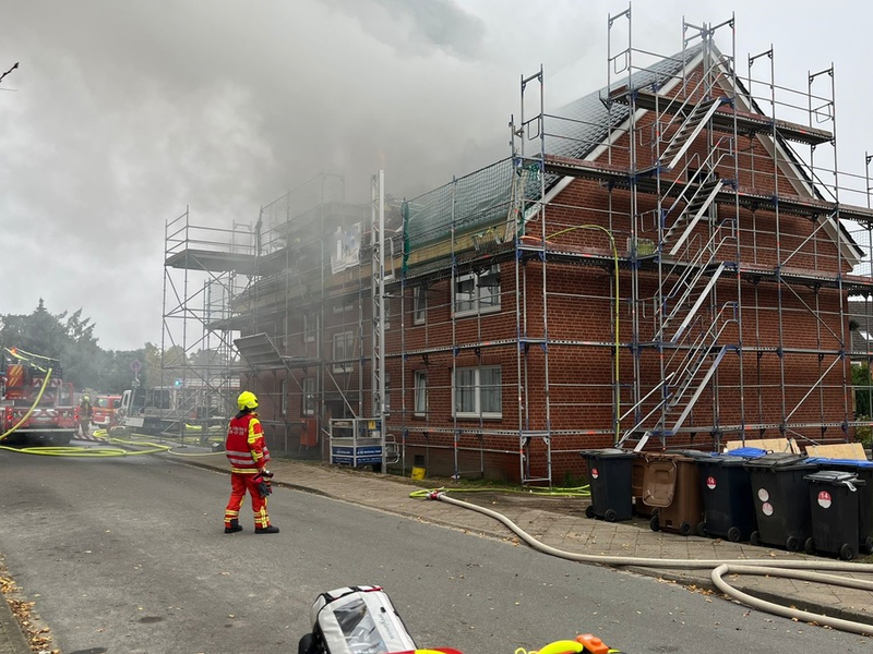 POL-LG: ++ Dachstuhlbrand nach Handwerkerarbeiten - Feuerwehr im Großeinsatz ++ Weiterer Einbruch gemeldet ++ Fahrraddiebstähle - Mountainbike mittels Ortungssystem aufgefunden ++ Audi Q7 entwendet ++ - Foto: presseportal.de