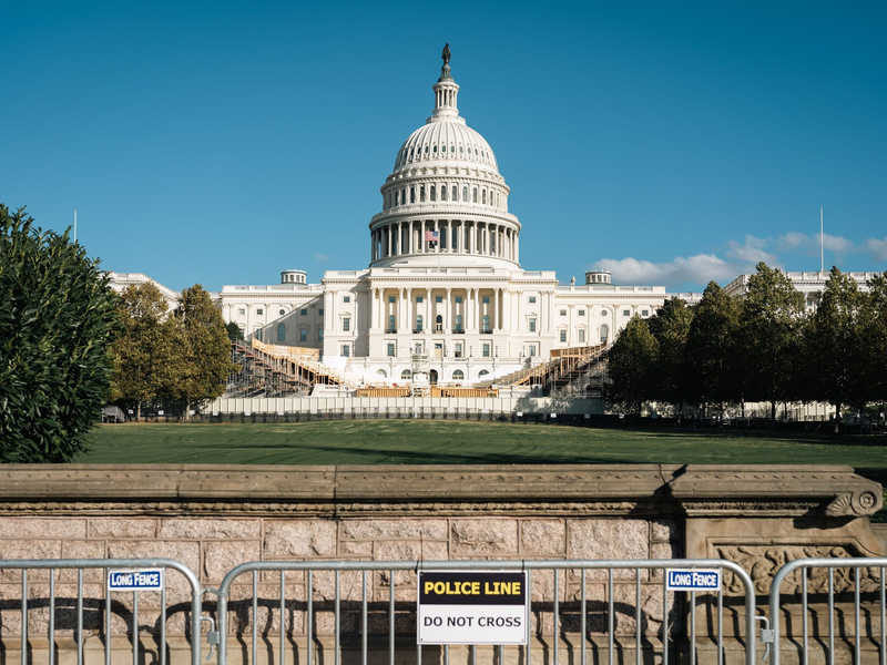 Am Kapitol legt der neue Präsident im Januar den Amtseid ab. - Foto: Candice Tang/SOPA Images via ZUMA Press Wire/dpa