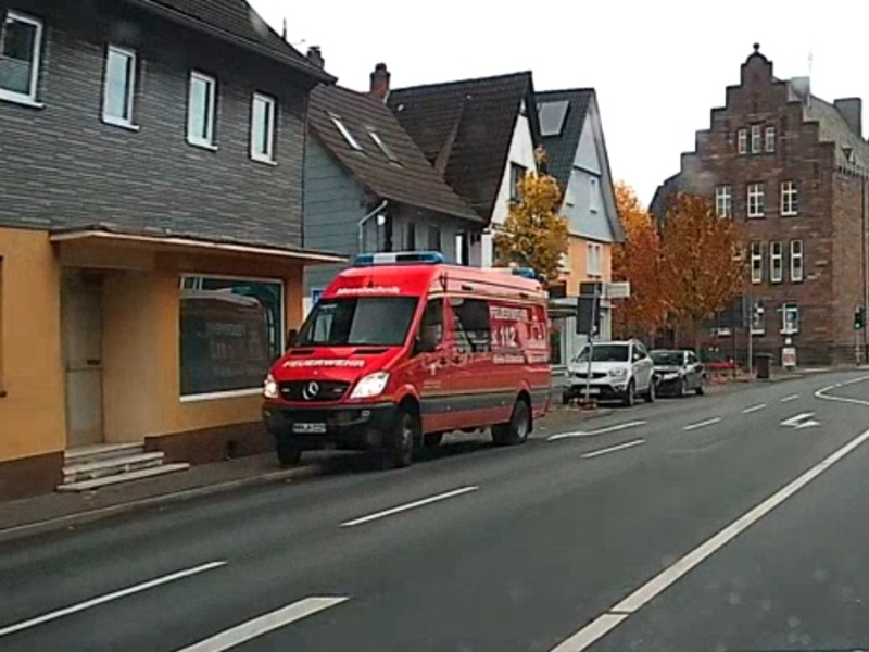 FW Beverungen: Erfolgreiche Übung Ü-Messen 2 des Instituts der Feuerwehr im Kreis Höxter / Sondereinheit übt in Beverungen - Foto: presseportal.de