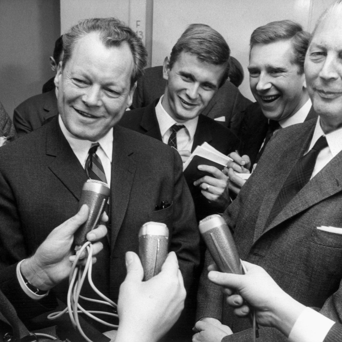 Das Kabinett Kiesinger bildete die erste Große Koalition auf Bundesebene. (Archivbild) - Foto: picture alliance / dpa