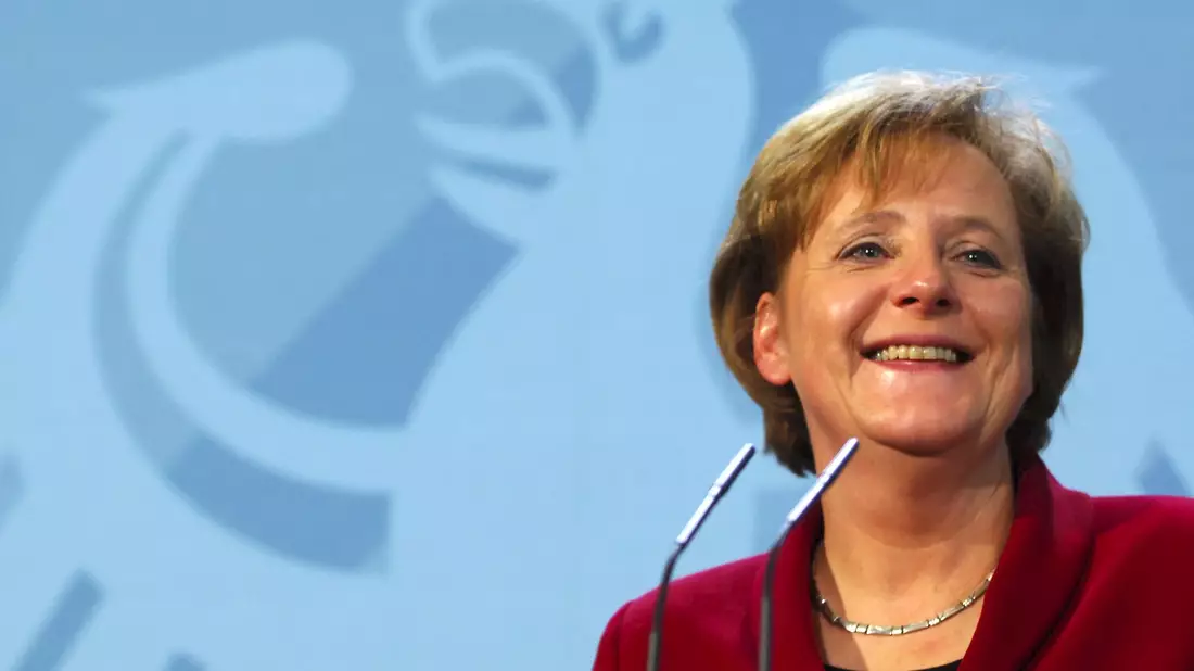 Im Jahr 2005 endet eine rot-grüne Ära - und bildet den Start einer Neuen. (Archivbild) - Bild: picture alliance / dpa