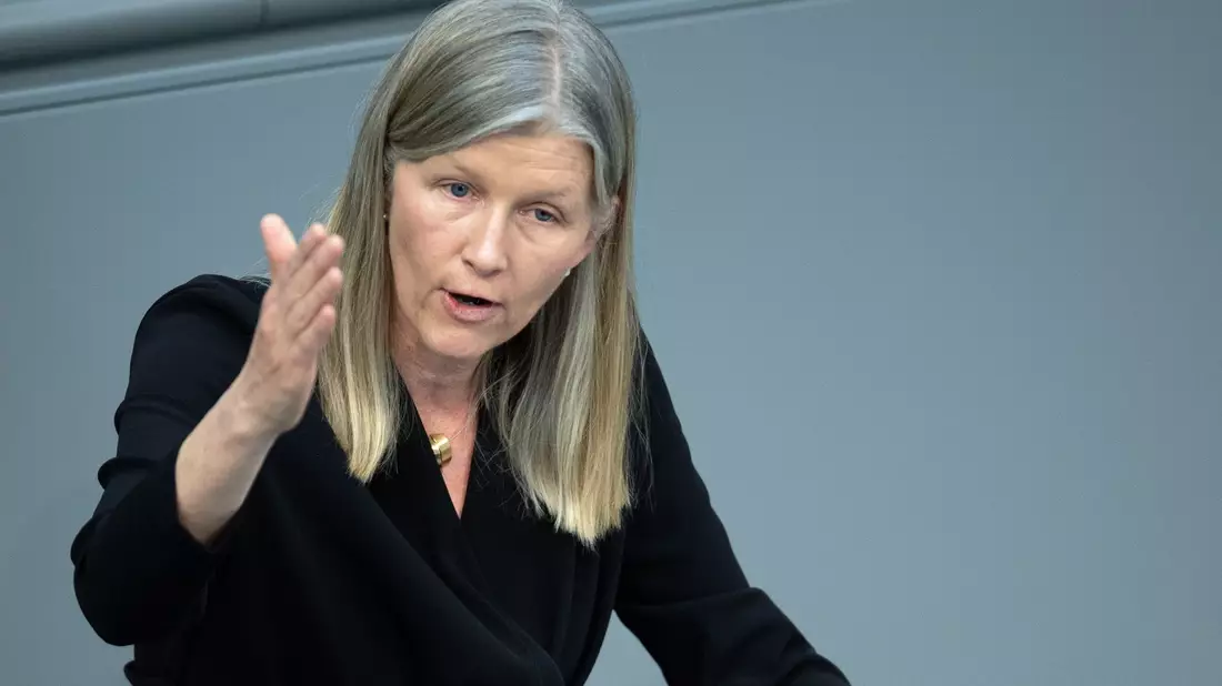 Ann-Veruschka Jurisch sitzt für die FDP-Fraktion im Afghanistan-Untersuchungsausschuss. Sie kritisiert, dass die Auseinandersetzung zwischen Bundesinnenministerium und Auswärtigem Amt über das sogenannte Ortskräfteverfahren über einen Zeitraum von fast sieben Monaten angedauert habe . (Archivfoto) - Bild: Jonathan Penschek/dpa