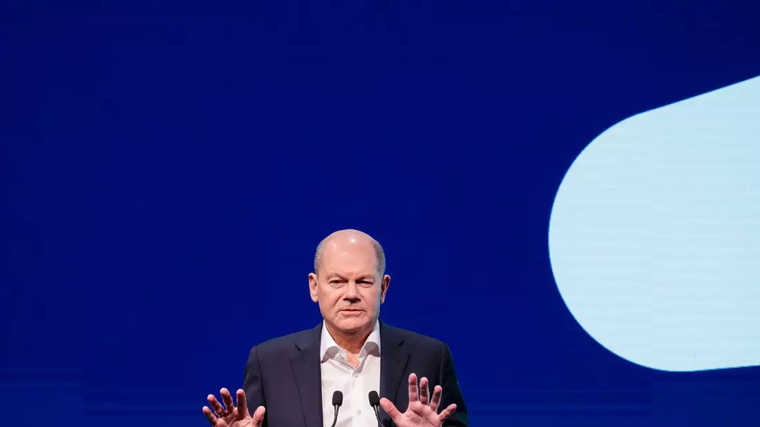 Scholz bleibt dabei, Anfang 2025 die Vertrauensfrage stellen zu wollen. - Bild: Carsten Koall/dpa