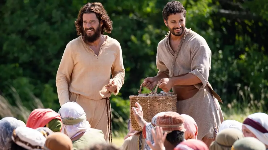 The Chosen auf Bibel TV: ab 16.11. neue Staffeln in deutscher TV-Premiere! / Exklusiv auf Bibel TV: Staffeln 3 und 4 der Jesus-Serie The Chosen- ab 16.11. jeweils Sa., 20:15 Uhr in Doppelfolgen - Bild: presseportal.de