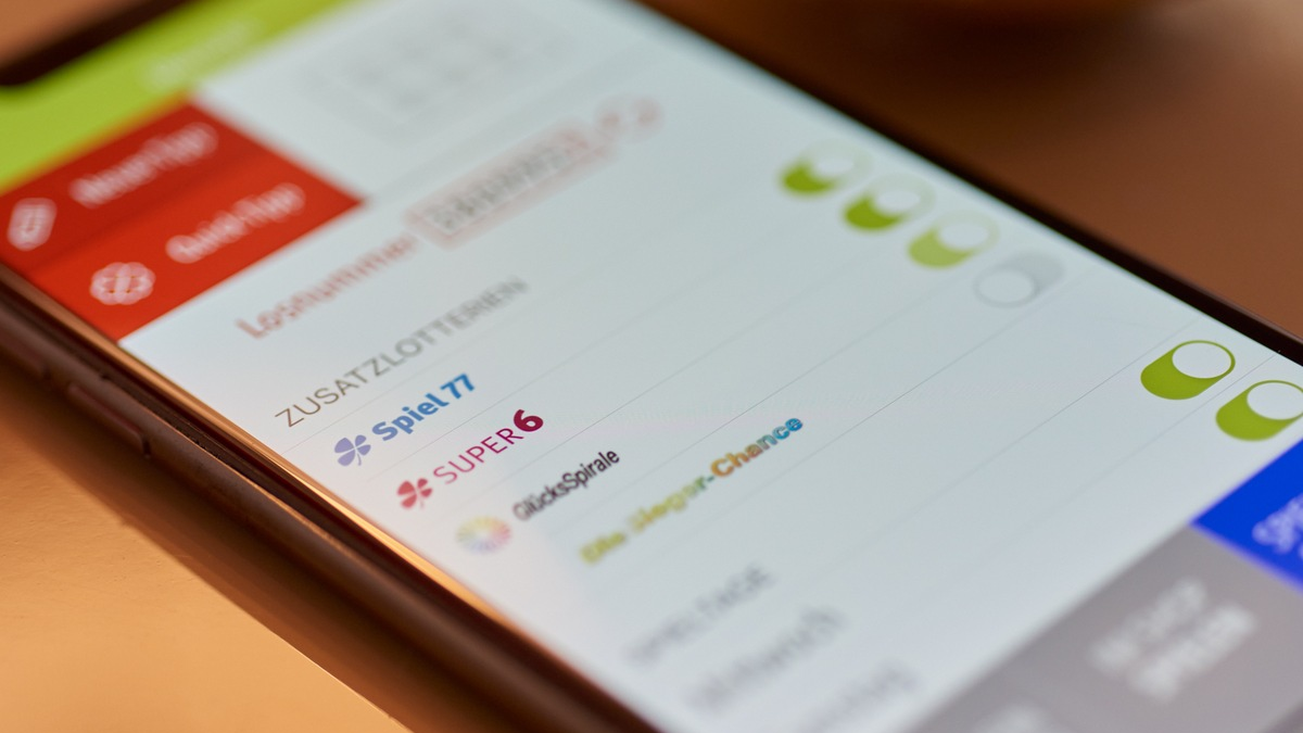 Spiel 77: mit der Zusatzlotterie zum Millionär / Rund 1,1 Millionen Euro gehen in den Kreis Düren - Foto: presseportal.de