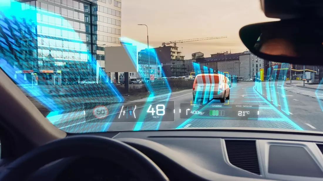 Mobilität 2.0: Die Zukunft des Autofahrens / Mehr als jeder Zweite zeigt sich noch skeptisch gegenüber neuen Auto-Technologien - Bild: presseportal.de