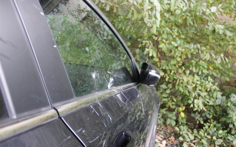 POL-MI: Mehrere Fahrzeugaufbrüche in der Nacht zu Dienstag - Foto: presseportal.de