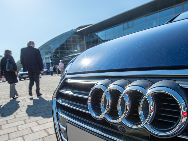 Audi will sich wetterfester aufstellen  - Foto: Armin Weigel/dpa
