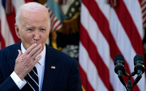 Biden sagte eine friedliche Machtübergabe an Trump zu. - Foto: Susan Walsh/AP/dpa