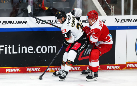 Daniel Schmölz vom ERC Ingolstadt traf für die DEB-Auswahl doppelt. - Foto: Daniel Löb/dpa Daniel Schmölz vom ERC Ingolstadt traf für die DEB-Auswahl doppelt. - Foto: Daniel Löb/dpa