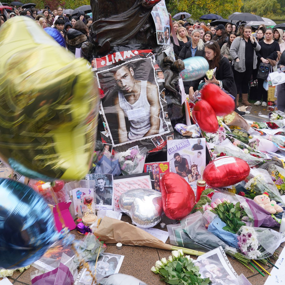Viele Fans trauerten: Im Alter von 31 Jahren stürzte Liam Payne aus dem dritten Stock von einem Hotelbalkon in Buenos Aires. (Archivbild) - Foto: Jonathan Brady/PA Wire/dpa