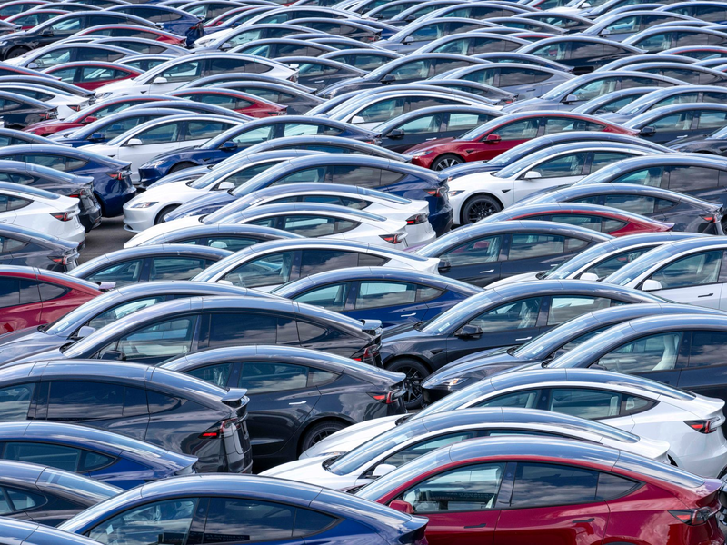 Teslas: Im deutschen Markt für reine Elektroautos fällt die Marke derzeit zurück. (Archivbild) - Foto: Scott Brauer/ZUMA Press Wire/dpa