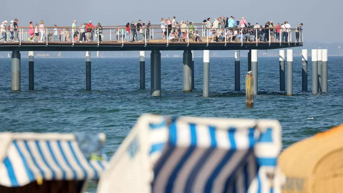 Jahresbilanz für Deutschland-Tourismus bisher positiv (Foto Archiv) - Bild: Bodo Marks/dpa