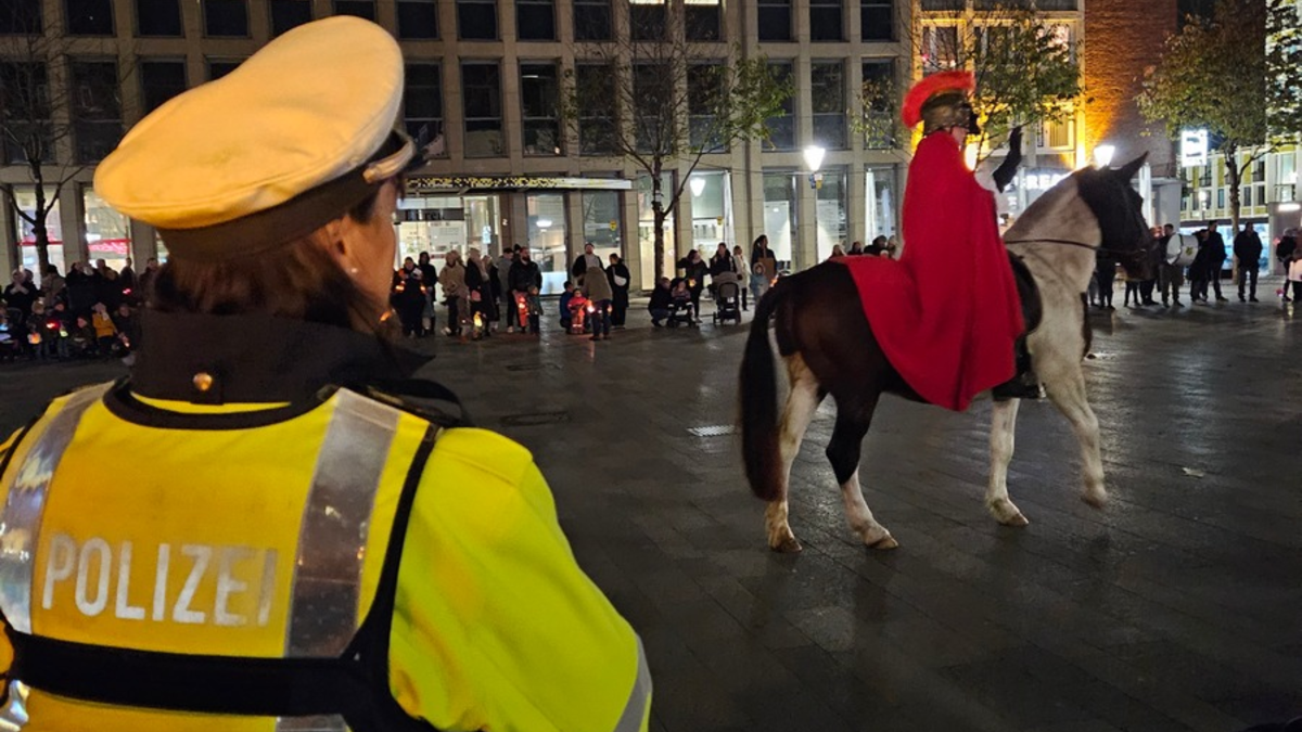 POL-DN: Polizei Düren begleitet Martinszüge und gibt Sicherheitstipps - Foto: presseportal.de