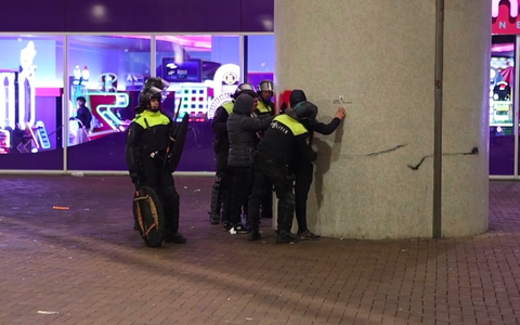 Israelische Fußballfans waren nach Angaben der Behörden Opfer von gezielten Attacken in Amsterdam. - Foto: InterVision/AP/dpa