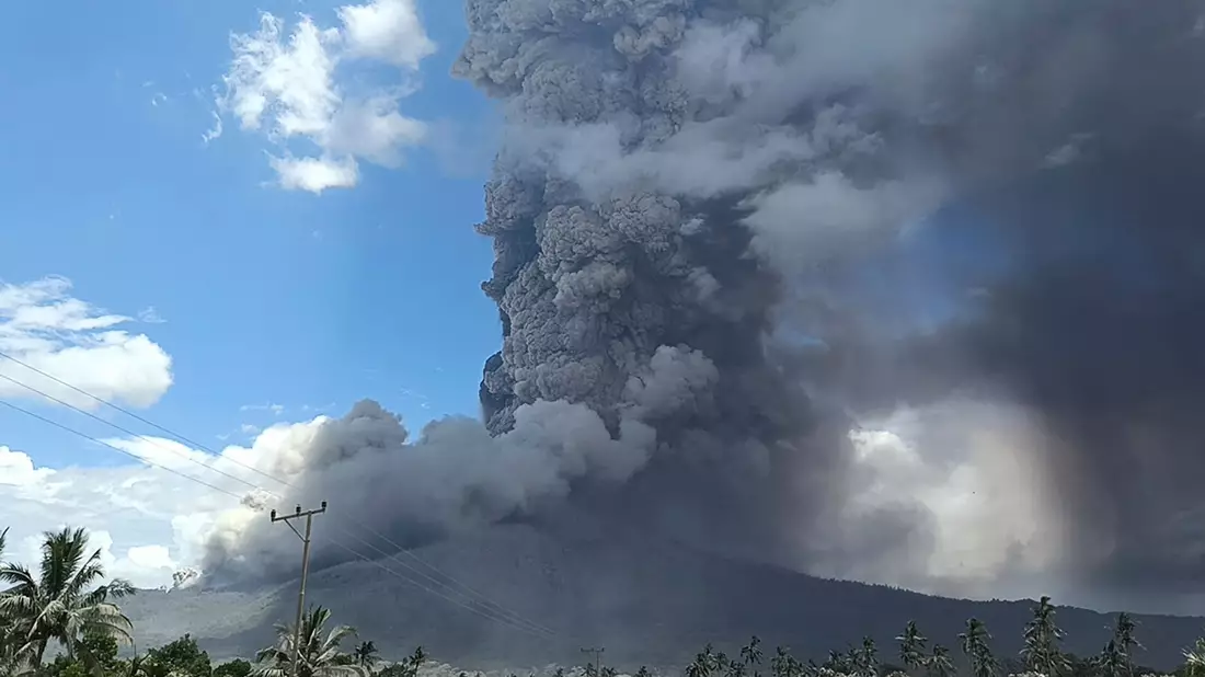 Der Vulkan macht Experten zunehmend Sorge. - Bild: Uncredited/AP