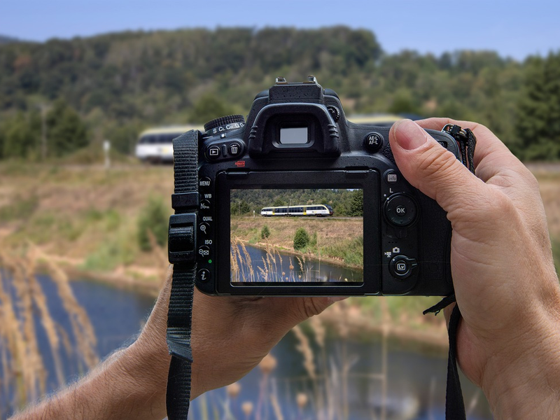 bwegt ruft zur Teilnahme am Fotowettbewerb für den Wandkalender 2026 auf / Klimafreundlich unterwegs: bwegt sucht Regional- und S-Bahn-Aufnahmen aus Baden-Württemberg und prämiert Gewinnerfotos - Foto: presseportal.de
