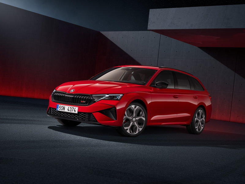 Škoda Octavia Combi RS gewinnt das renommierte Goldene Lenkrad 2024 in der Mittelklasse - Foto: presseportal.de