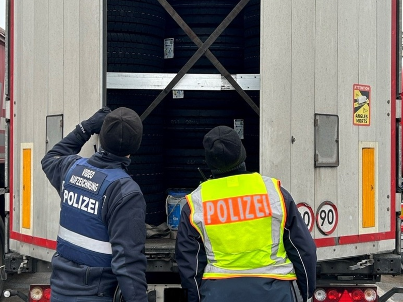 POL-PDLD: Kontrolltage mit dem Schwerpunkt Schwerverkehr und Gütertransport - Foto: presseportal.de