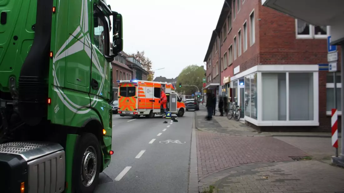 POL-COE: Dülmen, Münsterstraße/Rettungshubschrauber landet nach Unfall mit Fahrradfahrer - Bild: presseportal.de