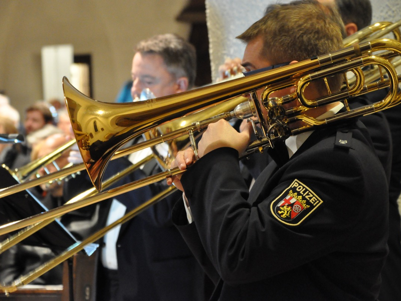 POL-PPWP: Polizeiseelsorge und Polizeipräsidium laden zum Adventskonzert mit dem Landespolizeiorchester Rheinland-Pfalz ein - Foto: presseportal.de