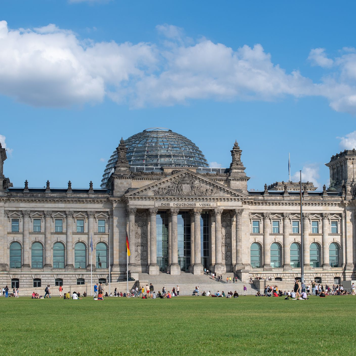 Die Parteien ringen um einen Termin für Neuwahl des Bundestages. (Archivbild) - Foto: Monika Skolimowska/dpa-Zenztralbild/dpa