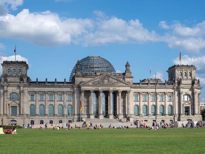 Die Parteien ringen um einen Termin für Neuwahl des Bundestages. (Archivbild) - Foto: Monika Skolimowska/dpa-Zenztralbild/dpa