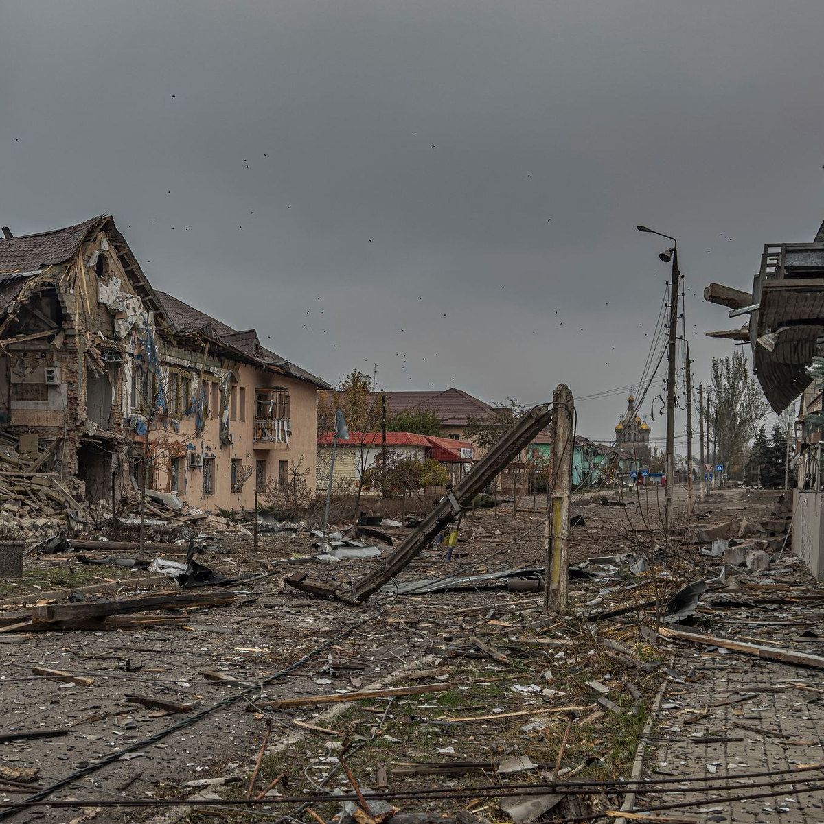 Heftige Kämpfe um das bereits schwer zerstörte Kurachowe. (Archivbild) - Foto: Anton Shtuka/AP/dpa