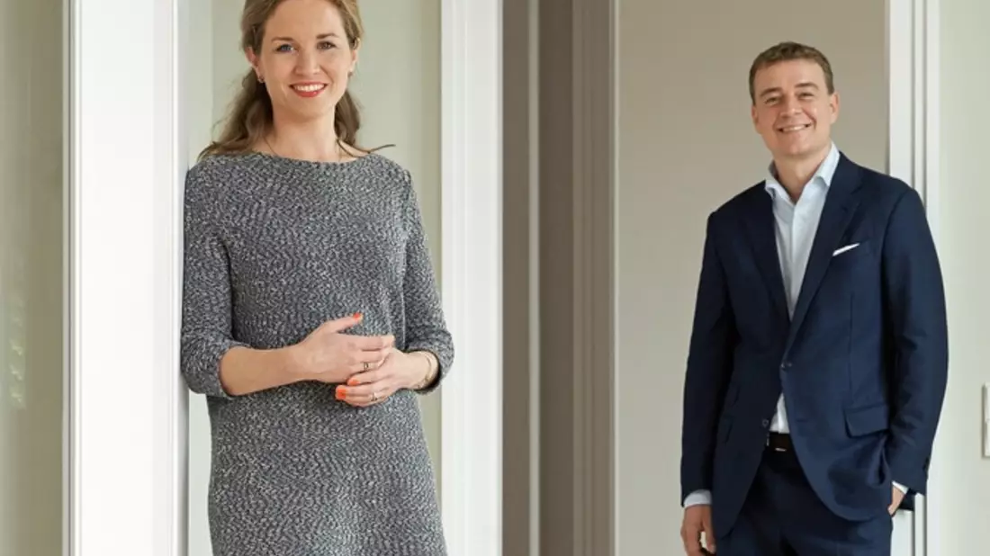 Exceptional Homes & Exceptional Colours: Immobilienentwickler RALF SCHMITZ und Farbenexpertin ANNA VON MANGOLDT in neuer Kooperation mit vier exklusive Farbtöne für zeitlose Wohnräume - Bild: presseportal.de
