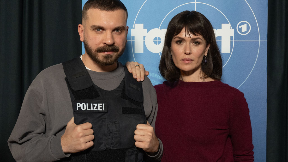 Ermitteln künftig als TV-Polizisten am Main: Die Schauspieler Edin Hasanovic und Melika Foroutan. - Foto: Boris Roessler/dpa