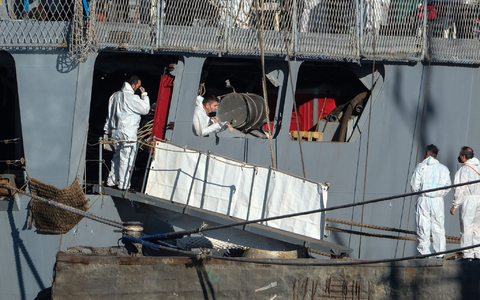 Die Migranten waren vergangene Woche auf ihrer Flucht nach Europa nahe der Insel Lampedusa gestoppt worden. (Archivbild) - Foto: Vlasov Sulaj/AP/dpa Die Migranten waren vergangene Woche auf ihrer Flucht nach Europa nahe der Insel Lampedusa gestoppt worden. (Archivbild) - Foto: Vlasov Sulaj/AP/dpa