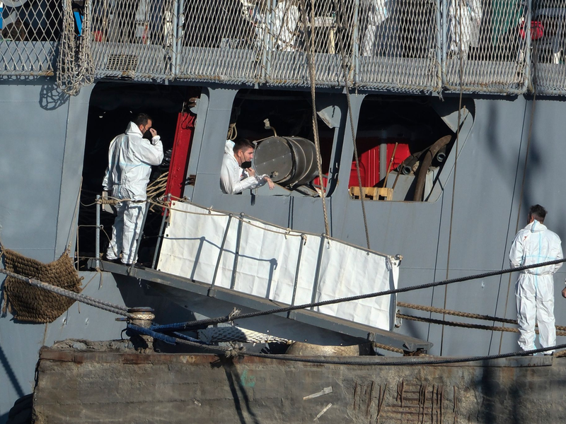 Die Migranten waren vergangene Woche auf ihrer Flucht nach Europa nahe der Insel Lampedusa gestoppt worden. (Archivbild) - Foto: Vlasov Sulaj/AP/dpa