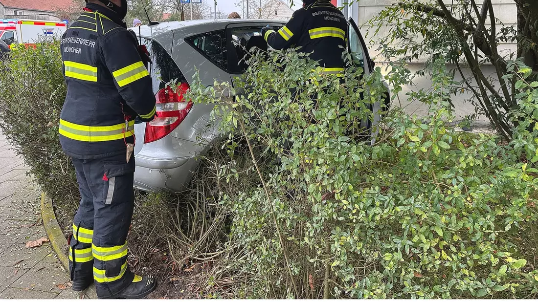 FW-M: Schwerer Verkehrsunfall (Moosach) - Bild: presseportal.de