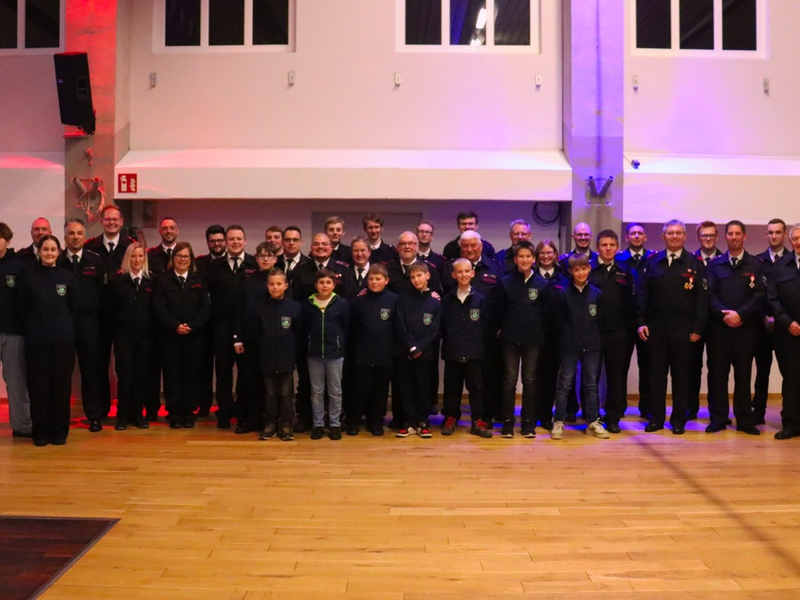 FW-OE: Jahreshauptdienstbesprechung des Einsatzbereichs 1 der Feuerwehr Lennestadt - Foto: presseportal.de