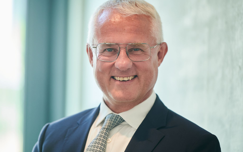 Peter Kurth soll nach Informationen des «Spiegels» ein Haus finanziert haben, dass mutmaßlich von Rechtsextremen genutzt wurde. - Foto: Annette Riedl/dpa Peter Kurth soll nach Informationen des «Spiegels» ein Haus finanziert haben, dass mutmaßlich von Rechtsextremen genutzt wurde. - Foto: Annette Riedl/dpa