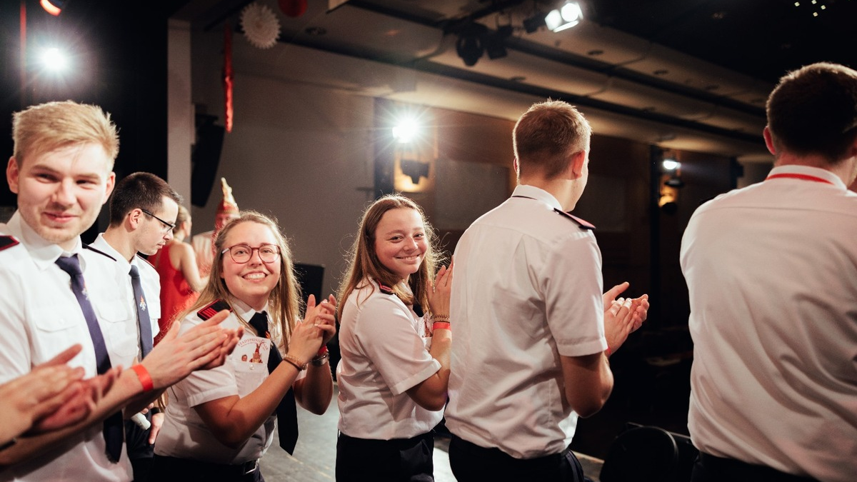 FW-WRN: Freiwillige Feuerwehr Werne stellt neuen Prinzen: Robin II. Nolting regiert die Narrenschar - Foto: presseportal.de