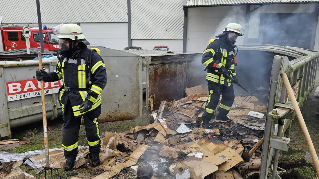 FFW Schiffdorf: Mehrere Einsätze fordern die Ortsfeuerwehren in der Gemeinde Schiffdorf - Bild: presseportal.de