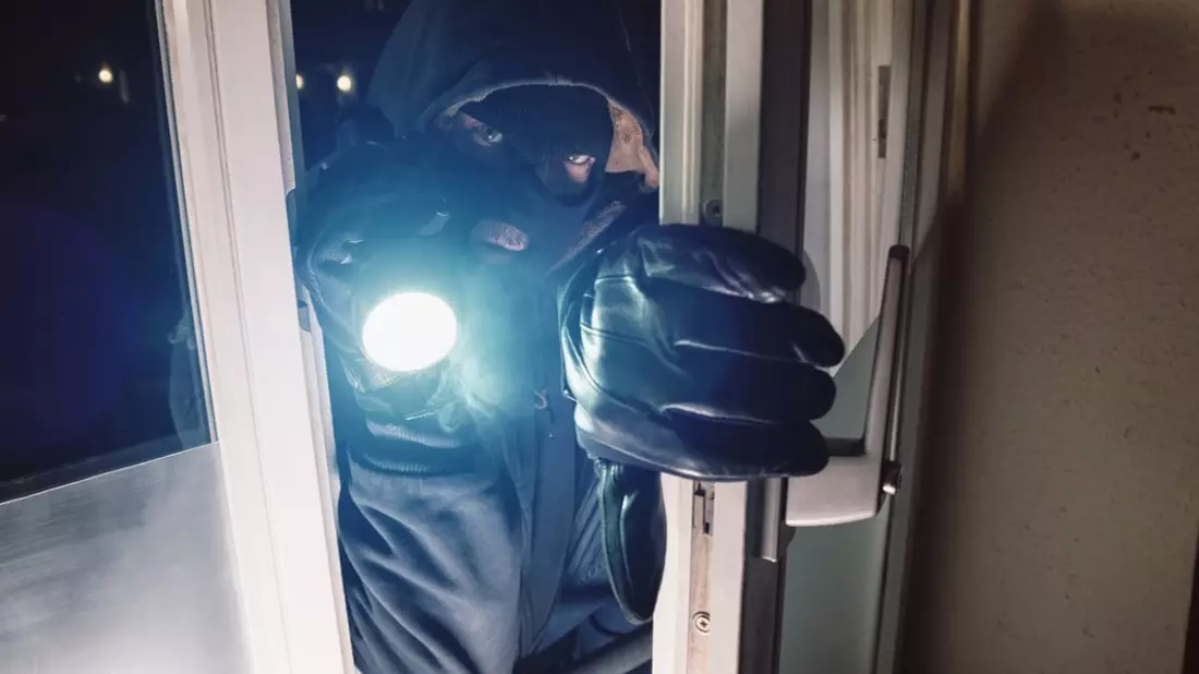 POL-OF: Dunkle Jahreszeit hat begonnen: Erhöhtes Einbruchrisiko - Polizei intensiviert Maßnahmen und gibt Tipps zum Schutz - Kurioser Einbruch in Maintal - Bild: presseportal.de