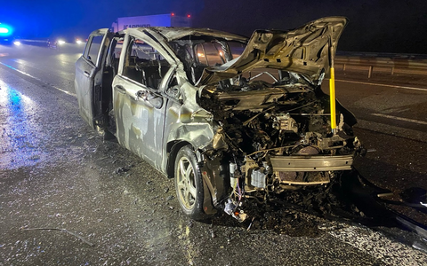 POL-PDNW: Unfall mit PKW Brand - Foto: presseportal.de