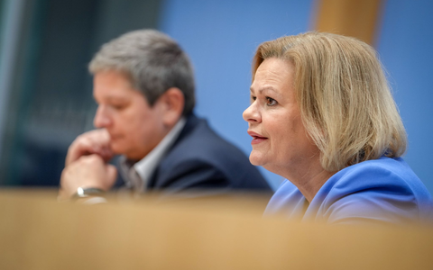 Im Haus von Bundesinnenministerin Nancy Faeser (SPD) wird eine Verkürzung der Fristen vorbereitet, damit Kleinstparteien nicht benachteiligt sind. (Archivfoto) - Foto: Kay Nietfeld/dpa Im Haus von Bundesinnenministerin Nancy Faeser (SPD) wird eine Verkürzung der Fristen vorbereitet, damit Kleinstparteien nicht benachteiligt sind. (Archivfoto) - Foto: Kay Nietfeld/dpa