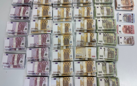 LKA-SH: LKA-Ermittler stellen Falschgeld in Höhe von 1,7 Millionen Euro sicher - Foto: presseportal.de