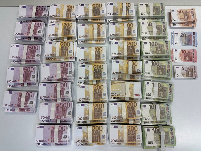 LKA-SH: LKA-Ermittler stellen Falschgeld in Höhe von 1,7 Millionen Euro sicher - Foto: presseportal.de