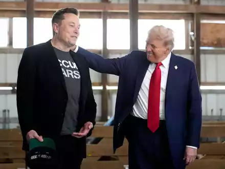 Elon Musk soll sich nach Darstellung aus Teheran nicht mit iranischen Vertretern getroffen haben. (Symbolbild) - Foto: Alex Brandon/AP/dpa