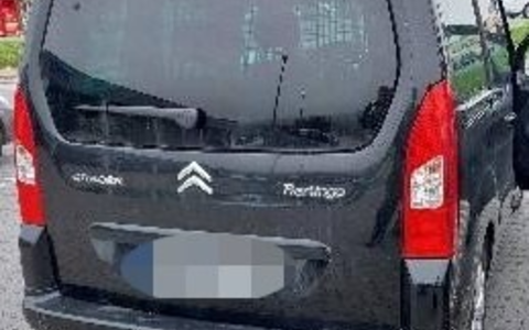 POL-HM: Polizei sucht Zeugen zu einem Verkehrsunfall - Foto: presseportal.de