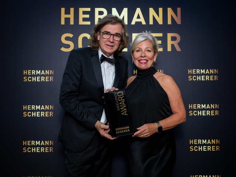 Andrea Fratini bei Internationalem Speaker Slam ausgezeichnet / Glasklare Ziele - der Schlüssel zu erfolgreicher Kommunikation und effektivem Coaching - Foto: presseportal.de