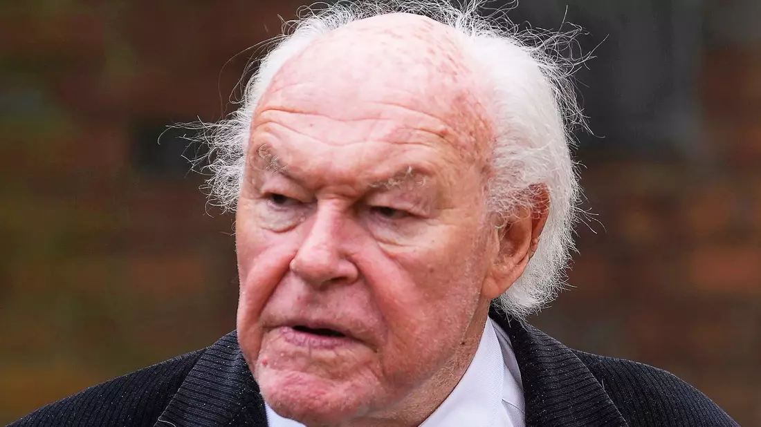 Man kennt ihn aus vielen Krimis: Schauspieler Timothy West ist im Alter von 90 Jahren friedlich im Schlaf gestorben. - Bild: Gareth Fuller/PA via AP/dpa