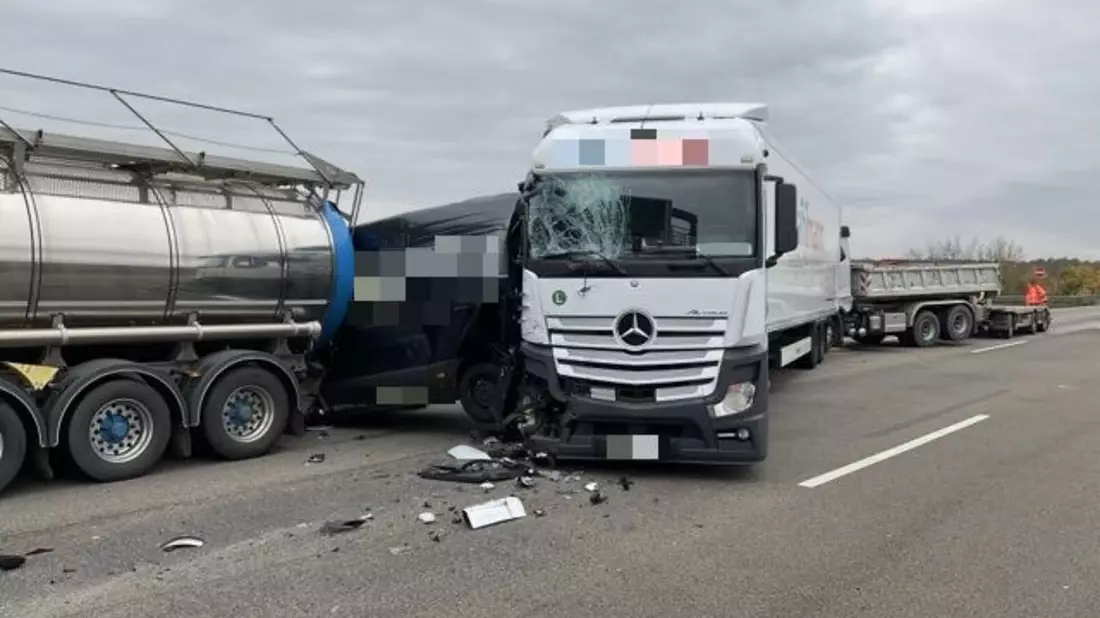 POL-OF: Autobahnpolizei im Dauereinsatz: Mehrere Unfälle auf der A3: Zwei Schwerverletzte, enorme Sachschäden, eine Festnahme und Zeugen gesucht - Bild: presseportal.de